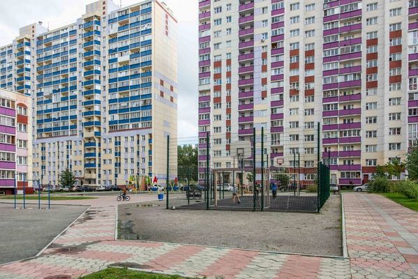 Продам трехкомнатную (3-комн.) квартиру, Одоевского ул, 1/1, Новосибирск г