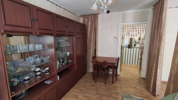 Продам двухкомнатную (2-комн.) квартиру, Зорге ул, 44, Новосибирск г
