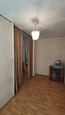 Продам двухкомнатную (2-комн.) квартиру, Зорге ул, 44, Новосибирск г