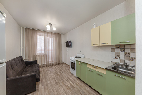 Продам двухкомнатную (2-комн.) квартиру, Петра Сумина ул, 7, Челябинск г