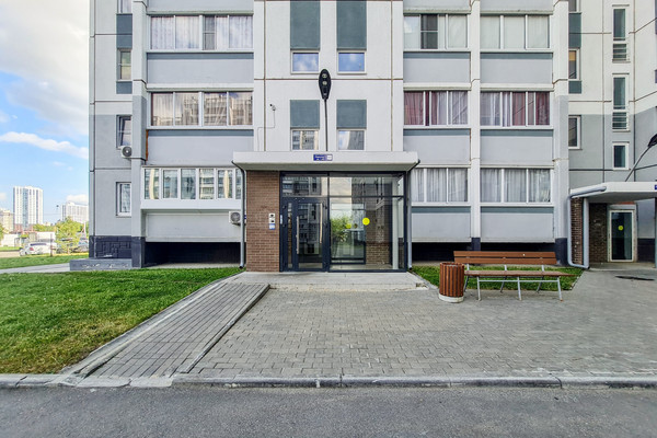 Продам двухкомнатную (2-комн.) квартиру, Петра Сумина ул, 7, Челябинск г