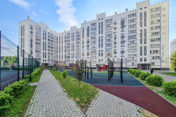 Продам двухкомнатную (2-комн.) квартиру, Петра Сумина ул, 7, Челябинск г