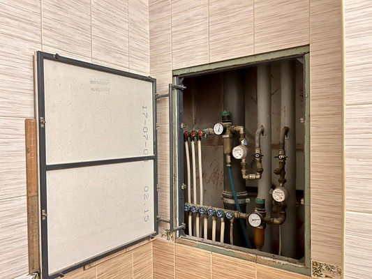 Продам двухкомнатную (2-комн.) квартиру, Академическая пл, 3, Троицк г