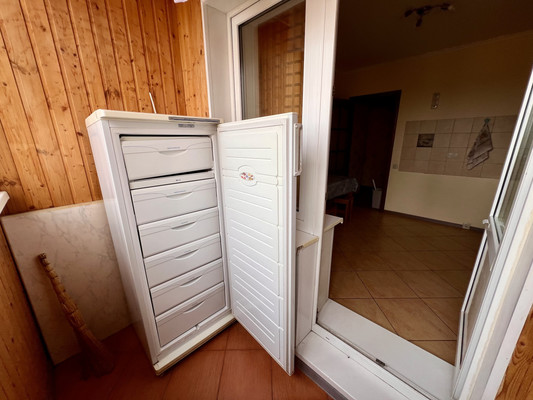 Продам двухкомнатную (2-комн.) квартиру, Академическая пл, 3, Троицк г