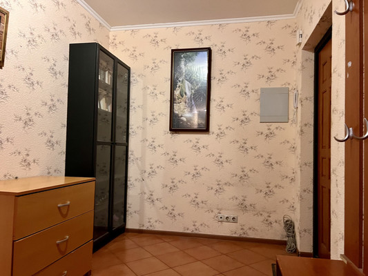 Продам двухкомнатную (2-комн.) квартиру, Академическая пл, 3, Троицк г