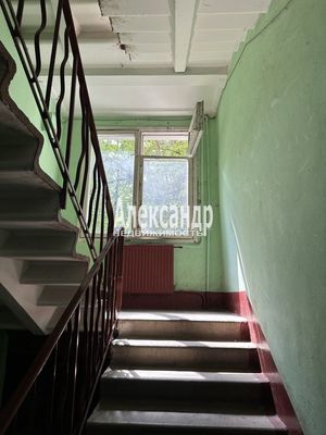 Продам многокомнатную квартиру, Танкиста Хрустицкого ул, д. 19, Санкт-Петербург г