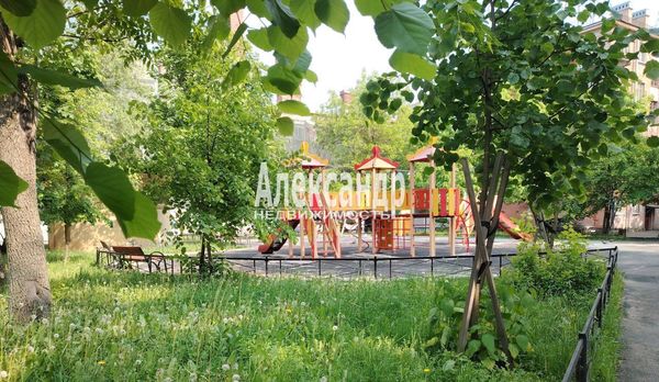 Продам трехкомнатную (3-комн.) квартиру, Лесной пр-кт, 59к4, Санкт-Петербург г
