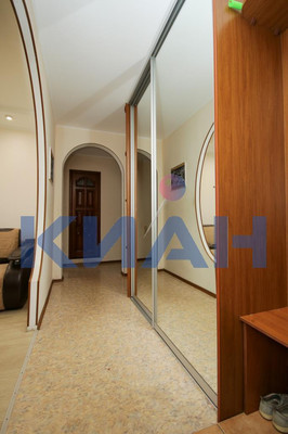 Продам многокомнатную квартиру, им.газеты Красноярский рабочий пр-кт, 124а, Красноярск г