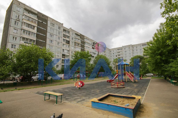 Продам многокомнатную квартиру, им.газеты Красноярский рабочий пр-кт, 124а, Красноярск г