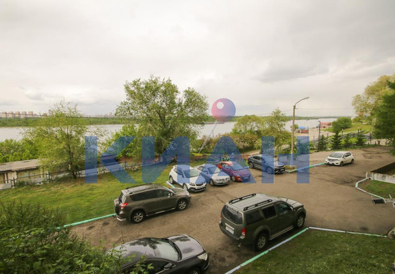 Продам многокомнатную квартиру, им.газеты Красноярский рабочий пр-кт, 124а, Красноярск г