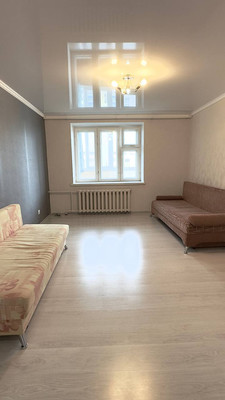 Продам однокомнатную (1-комн.) квартиру, 29-й мкр, 1, Октябрьский г