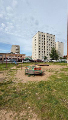 Продам однокомнатную (1-комн.) квартиру, 29-й мкр, 1, Октябрьский г