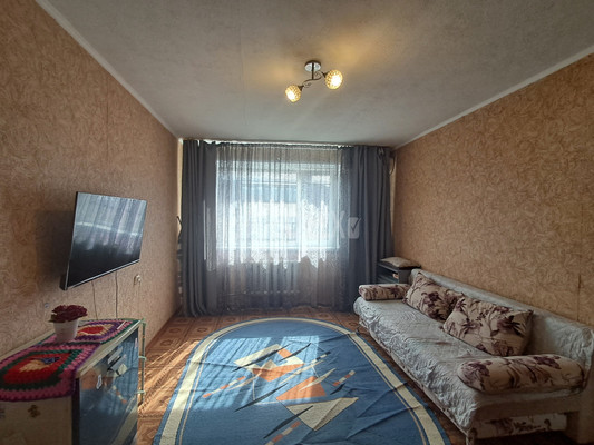 Продам двухкомнатную (2-комн.) квартиру, Кириченко ул, 13, Горячий Ключ г