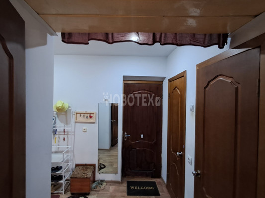 Продам двухкомнатную (2-комн.) квартиру, Кириченко ул, 13, Горячий Ключ г