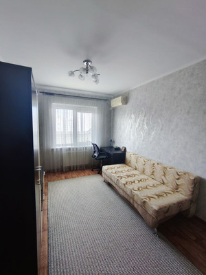 Продам однокомнатную (1-комн.) квартиру, им. Котлярова Н.С. ул, 16, Краснодар г