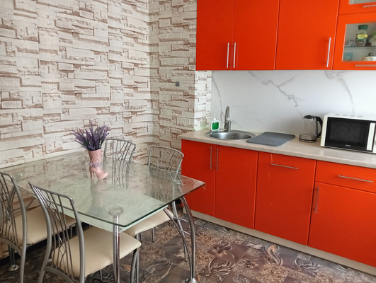 Продам двухкомнатную (2-комн.) квартиру, Таганрогская ул, 120к1, Ростов-на-Дону г