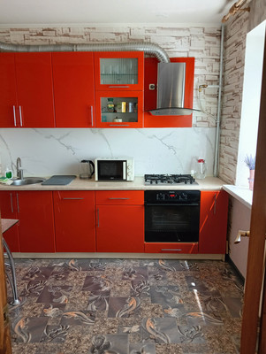 Продам двухкомнатную (2-комн.) квартиру, Таганрогская ул, 120к1, Ростов-на-Дону г