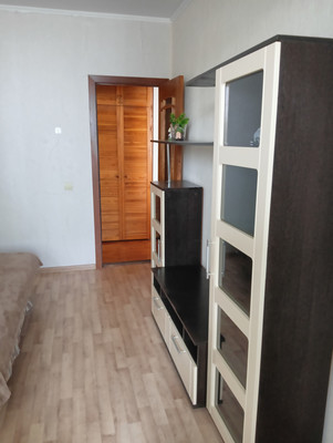 Продам двухкомнатную (2-комн.) квартиру, Таганрогская ул, 120к1, Ростов-на-Дону г