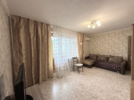 Продам двухкомнатную (2-комн.) квартиру, Гагарина пр-кт, 4, Нижний Новгород г