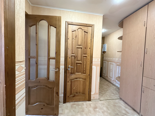 Продам двухкомнатную (2-комн.) квартиру, Гагарина пр-кт, 4, Нижний Новгород г