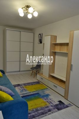 Продам однокомнатную (1-комн.) квартиру, Екатерининская ул, 6к2, Мурино п