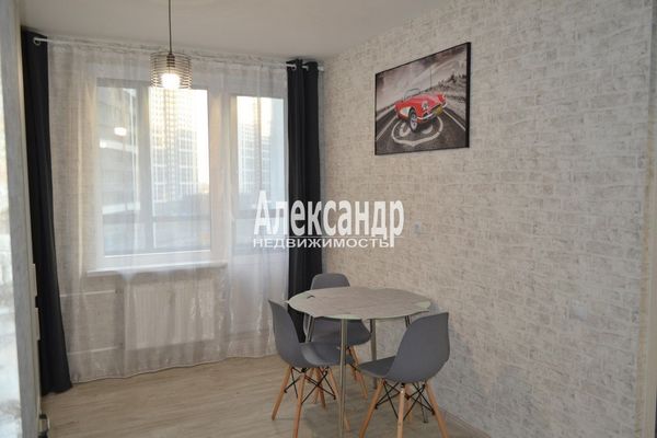 Продам однокомнатную (1-комн.) квартиру, Екатерининская ул, 6к2, Мурино п