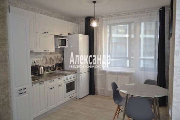 Продам однокомнатную (1-комн.) квартиру, Екатерининская ул, 6к2, Мурино п