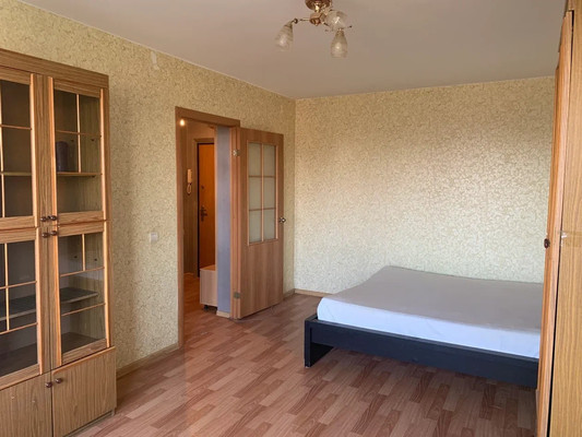 Продам однокомнатную (1-комн.) квартиру, им. Чехова ул, 4, Краснодар г