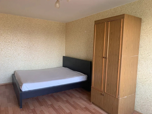 Продам однокомнатную (1-комн.) квартиру, им. Чехова ул, 4, Краснодар г