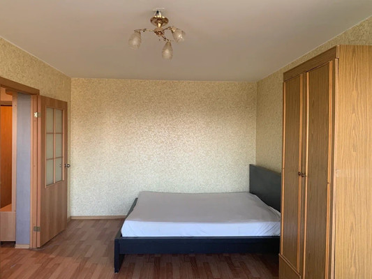 Продам однокомнатную (1-комн.) квартиру, им. Чехова ул, 4, Краснодар г