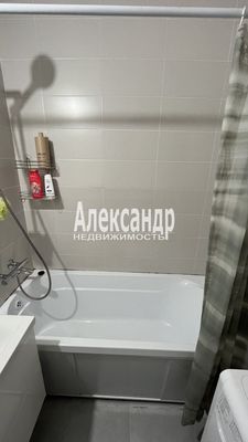 Продам однокомнатную (1-комн.) квартиру, Шоссе в Лаврики ул, 72к1, Мурино п