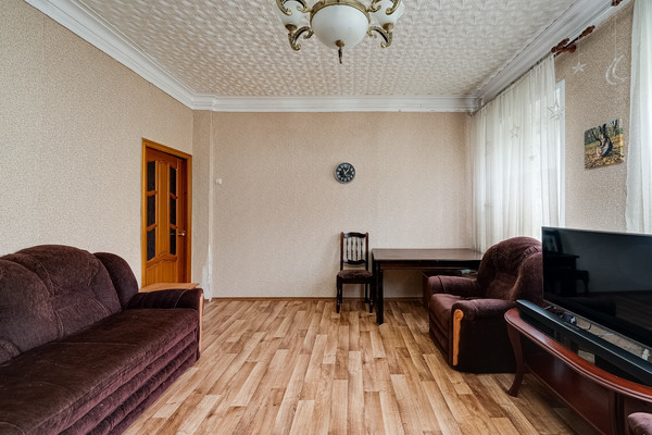 Продам двухкомнатную (2-комн.) квартиру, Авиационная ул, 5, Монино рп