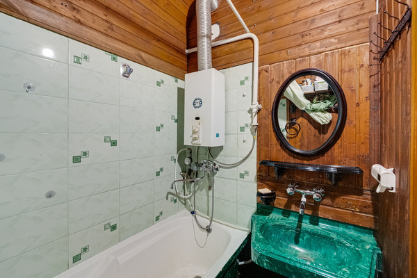 Продам двухкомнатную (2-комн.) квартиру, Авиационная ул, 5, Монино рп