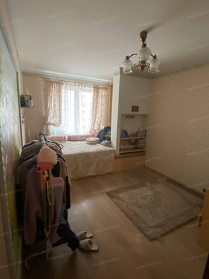 Продам многокомнатную квартиру, Просвещения пр-кт, 33к1, Санкт-Петербург г
