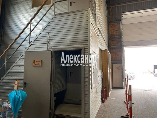 Сдам склад 1 260 м2, Революции ш, д. 69, Санкт-Петербург г