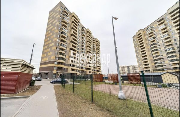 Продам двухкомнатную (2-комн.) квартиру, Шоссе в Лаврики ул, 68к1, Мурино п