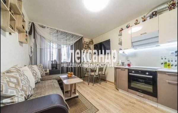 Продам двухкомнатную (2-комн.) квартиру, Шоссе в Лаврики ул, 68к1, Мурино п