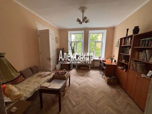 Продам многокомнатную квартиру, Всеволода Вишневского ул, 11, Санкт-Петербург г