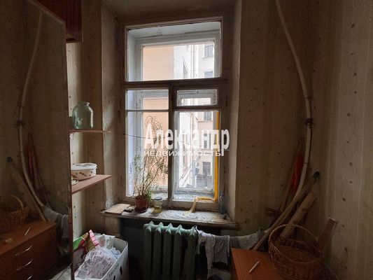 Продам многокомнатную квартиру, Всеволода Вишневского ул, 11, Санкт-Петербург г