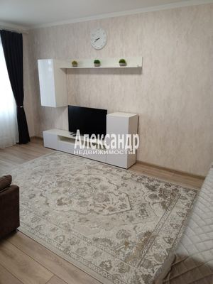 Сдам однокомнатную (1-комн.) квартиру, Екатерининская ул, 3/4, Мурино п