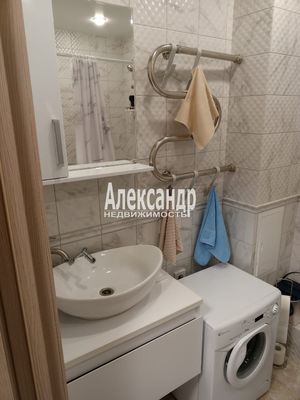 Сдам однокомнатную (1-комн.) квартиру, Екатерининская ул, 3/4, Мурино п