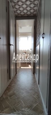 Продам двухкомнатную (2-комн.) квартиру, Сосновый Бор ул, 4, Восход пгт