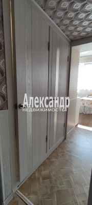 Продам двухкомнатную (2-комн.) квартиру, Сосновый Бор ул, 4, Восход пгт