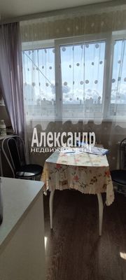 Продам двухкомнатную (2-комн.) квартиру, Сосновый Бор ул, 4, Восход пгт