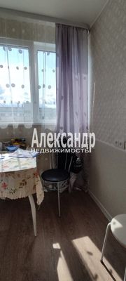 Продам двухкомнатную (2-комн.) квартиру, Сосновый Бор ул, 4, Восход пгт