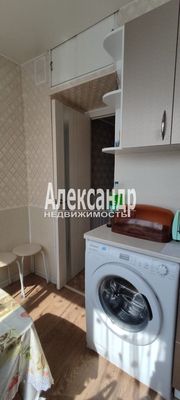 Продам двухкомнатную (2-комн.) квартиру, Сосновый Бор ул, 4, Восход пгт
