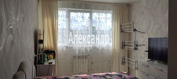 Продам двухкомнатную (2-комн.) квартиру, Сосновый Бор ул, 4, Восход пгт