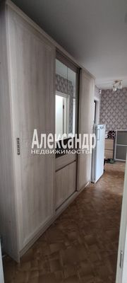 Продам двухкомнатную (2-комн.) квартиру, Сосновый Бор ул, 4, Восход пгт