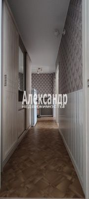 Продам двухкомнатную (2-комн.) квартиру, Сосновый Бор ул, 4, Восход пгт