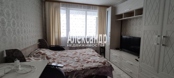 Продам двухкомнатную (2-комн.) квартиру, Сосновый Бор ул, 4, Восход пгт